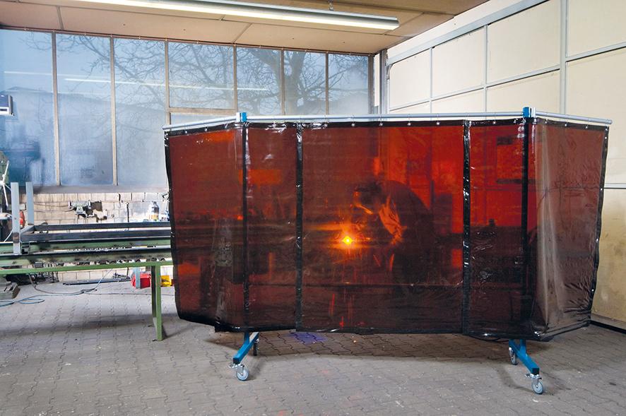 Produktbild von SINOtec TransFlex Schutzwand einteilig glasklar Vorhang 0,4mm BS 10003142 4332163836537