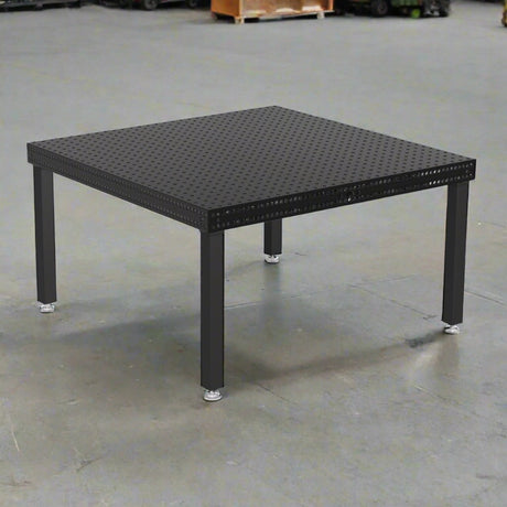 Produktansicht von Siegmund Schweißtisch 1500 x 1500 x 150 mm Professional 750 System 22 Plasmanitriert Höhe 700 mm mit Lenkrolle und Feststellbremse